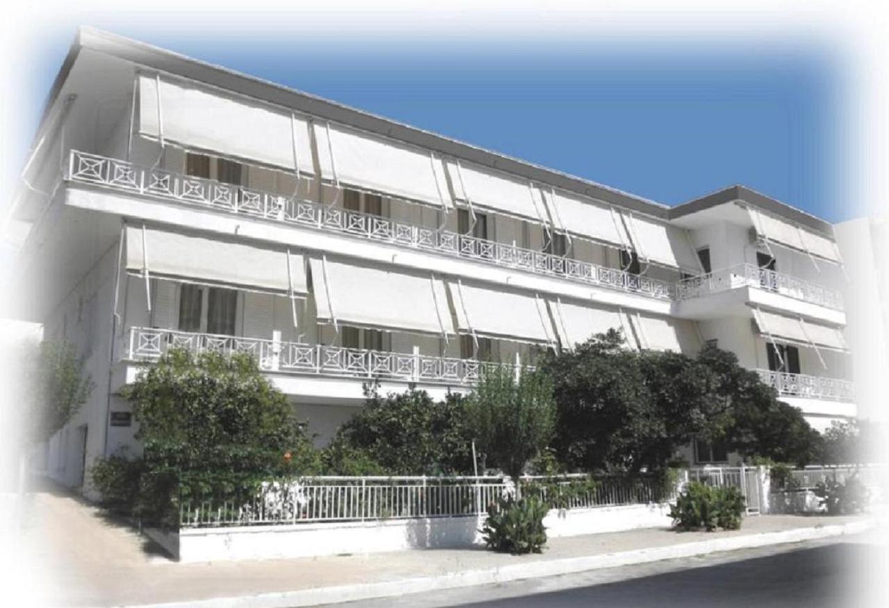 Araliki Apartments & Studios Loutra Aidhipsou Exteriör bild